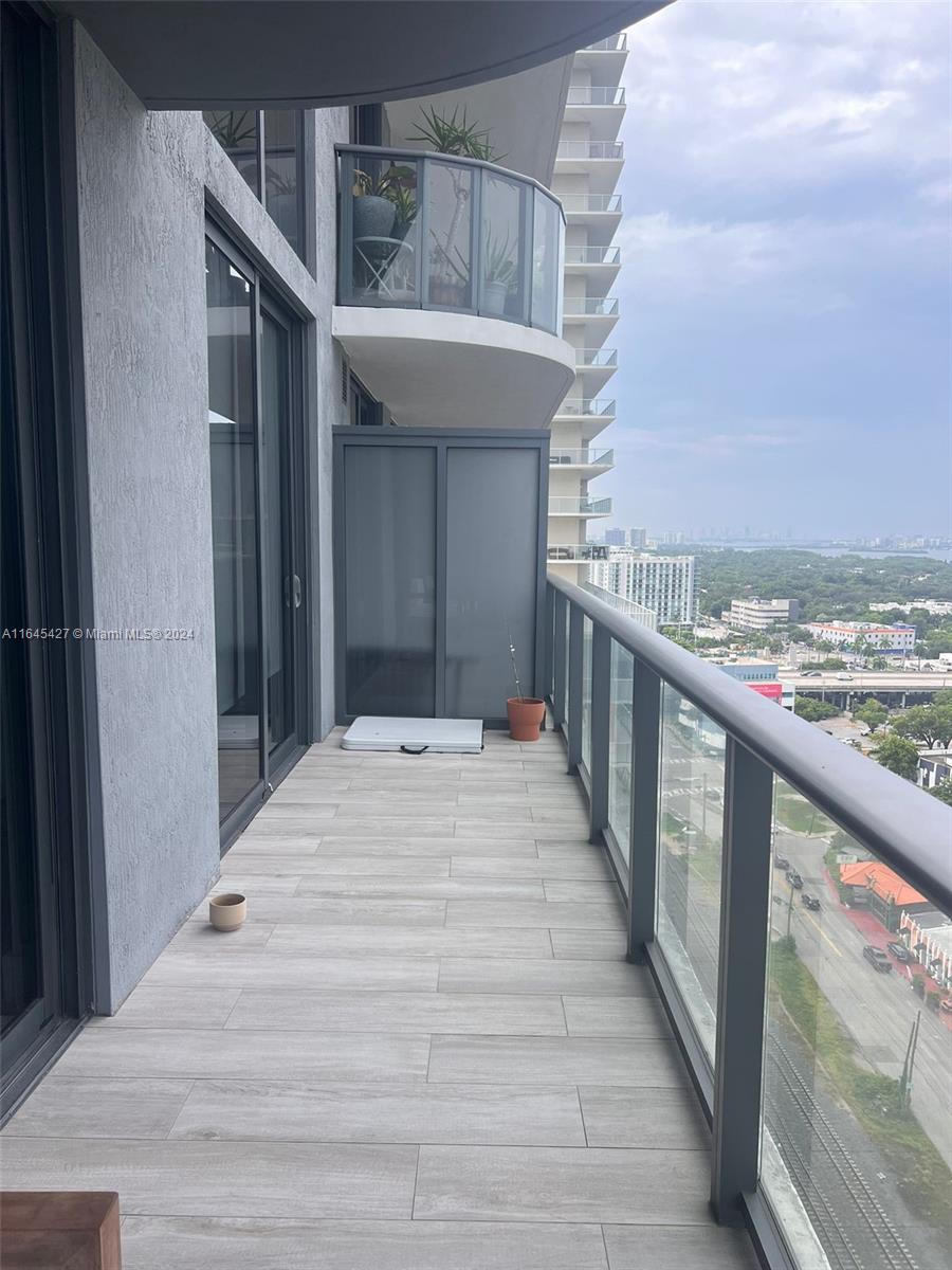 121 NE 34th St #1906A, Miami FL 33137