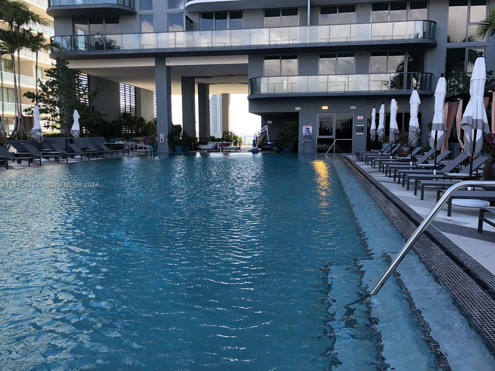 121 NE 34th St #1906A, Miami FL 33137