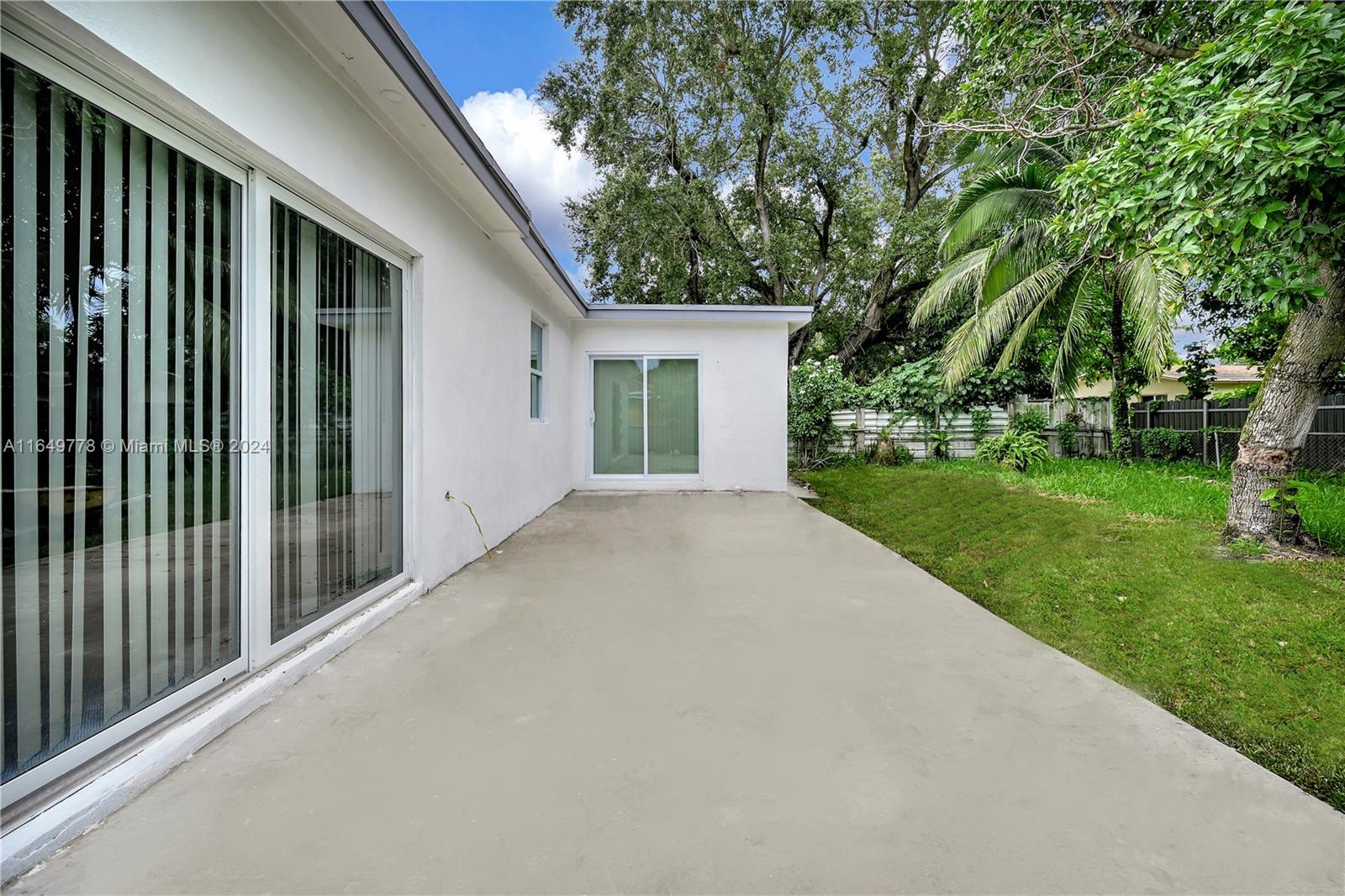 2270 NW 153rd St, Miami Gardens, Florida image 4