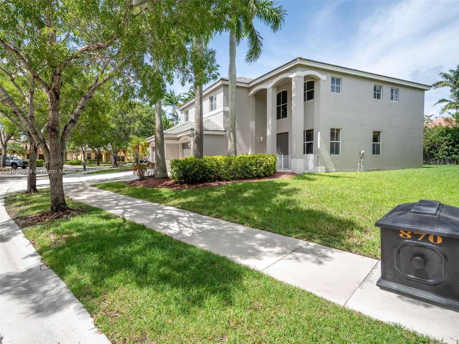 870 Nandina Dr, Weston, Florida image 2