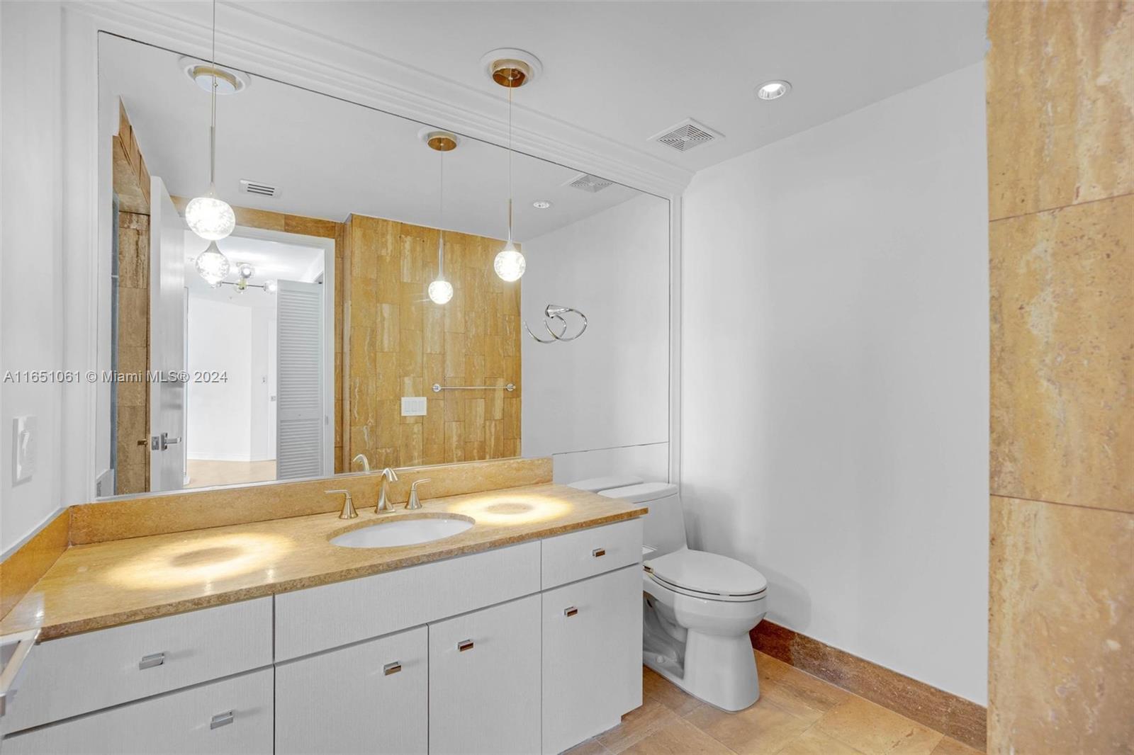 1581 Brickell Ave #2306, Miami FL 33129