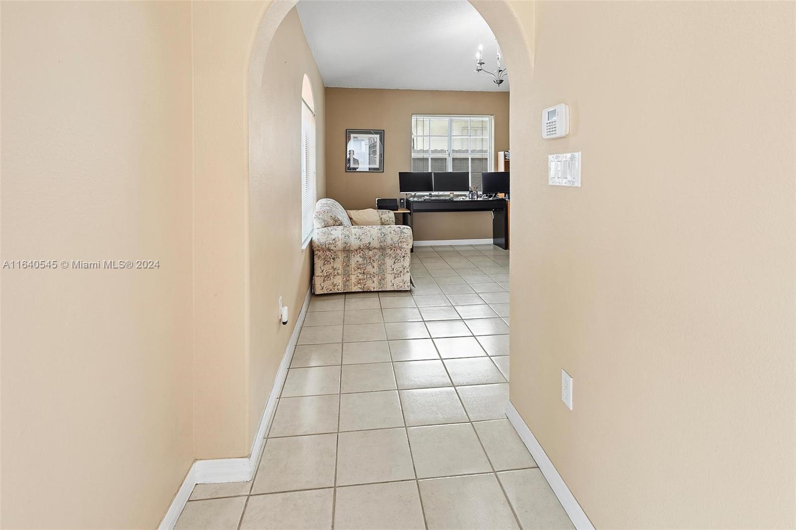 9767 NW 128th Ln, Hialeah Gardens, Florida image 11