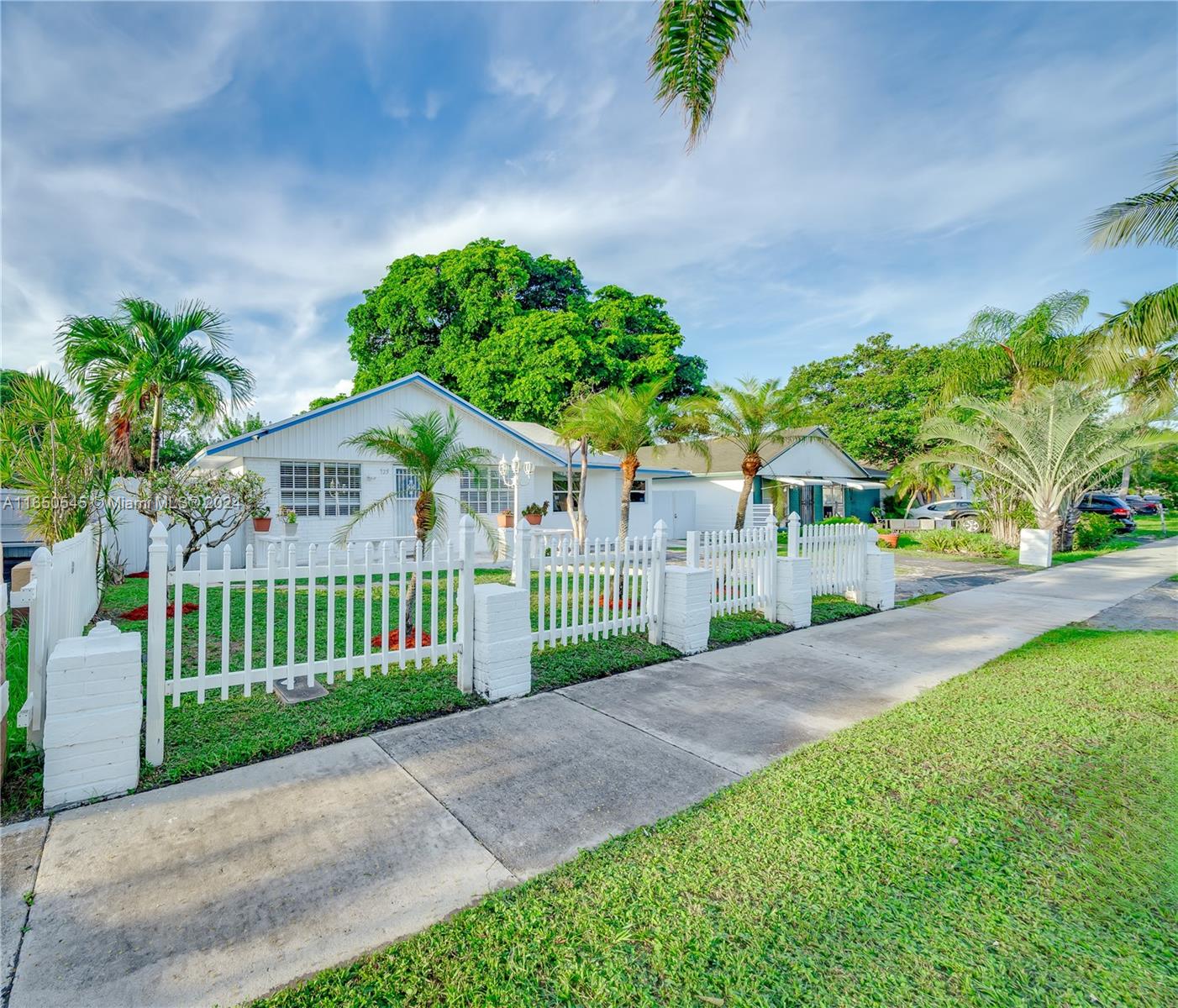 725 NW 15th Ct, Pompano Beach, Florida image 3