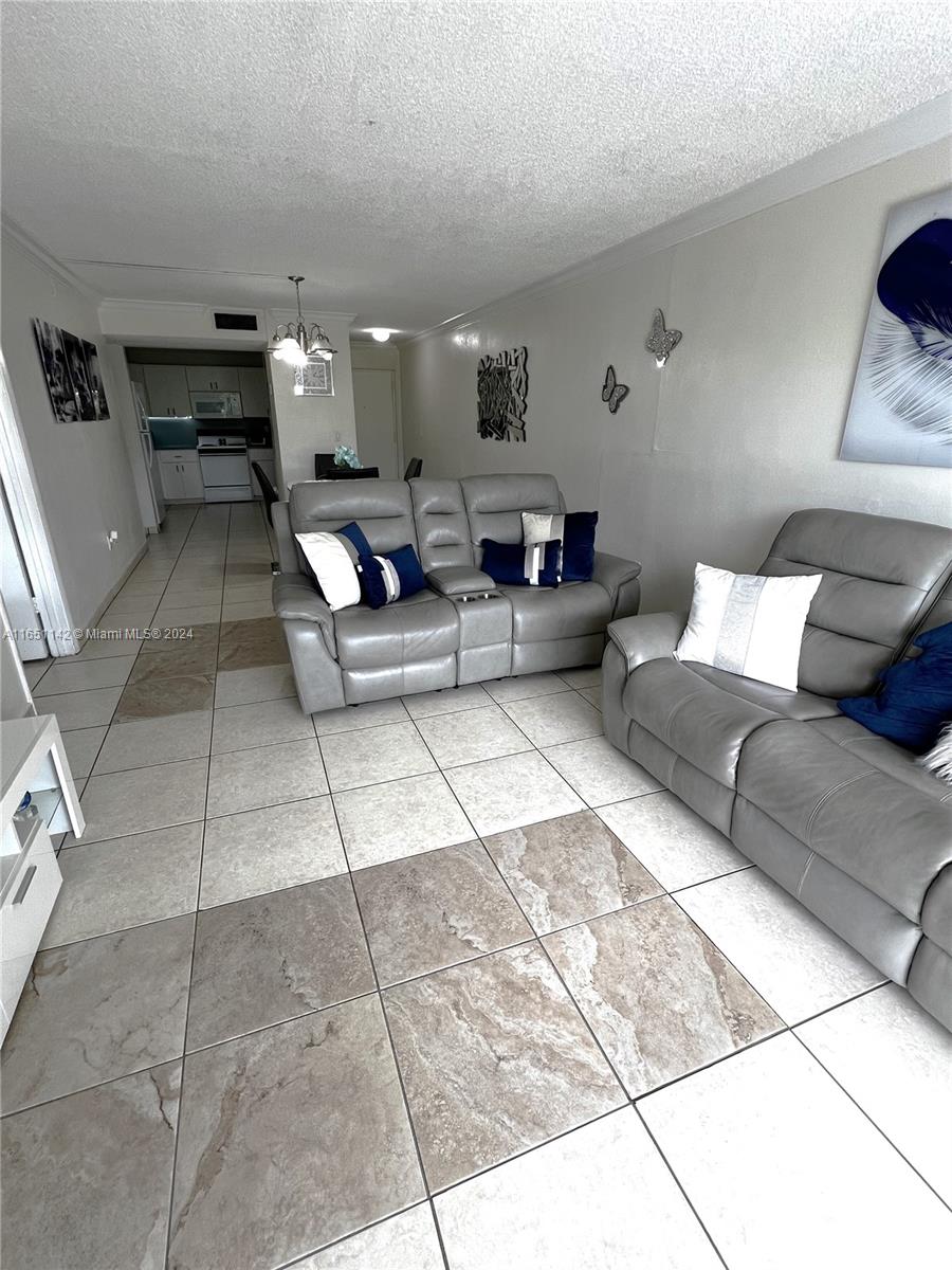 1480 W 46th St #325, Hialeah, Florida image 24