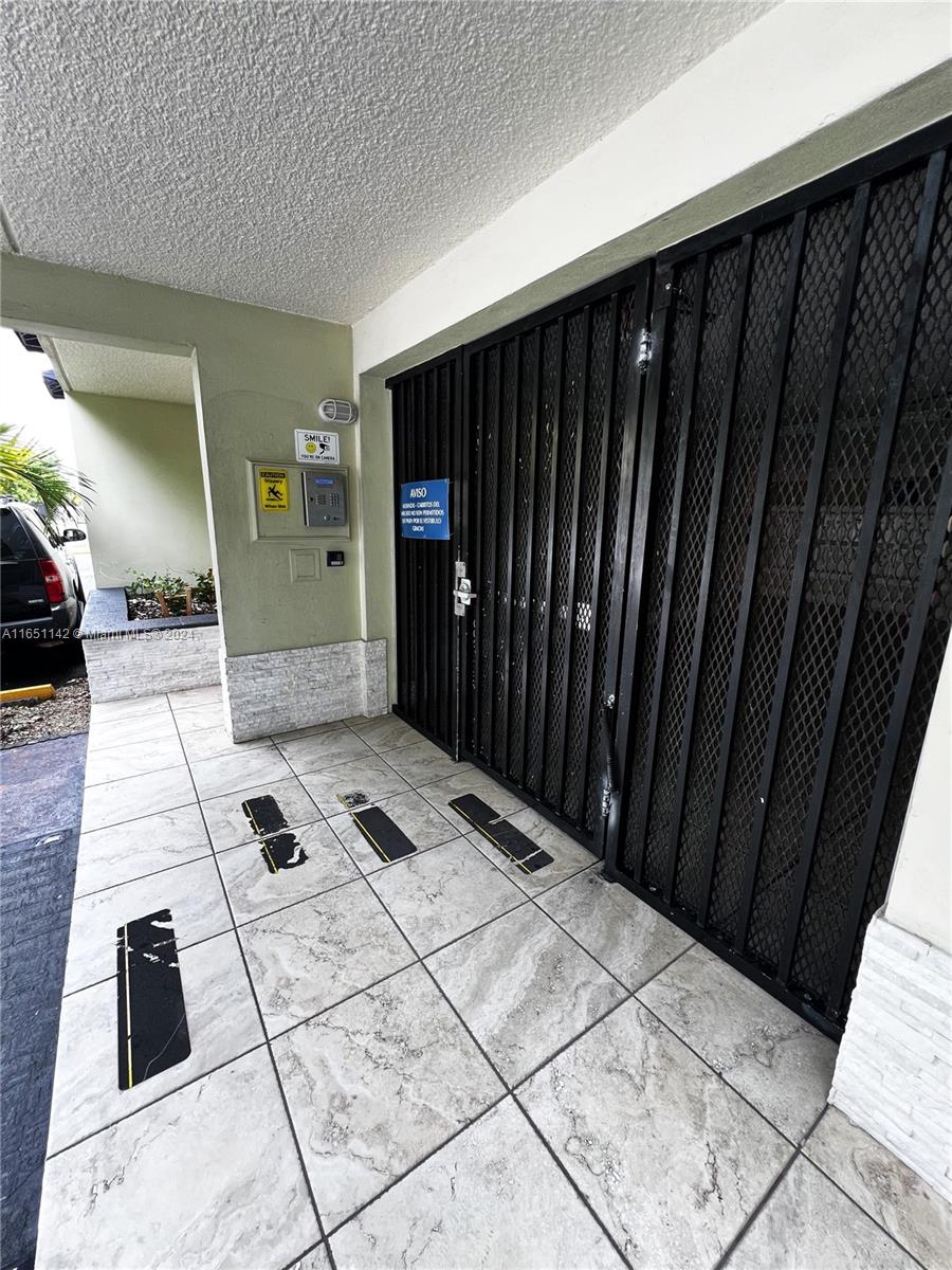 1480 W 46th St #325, Hialeah, Florida image 3