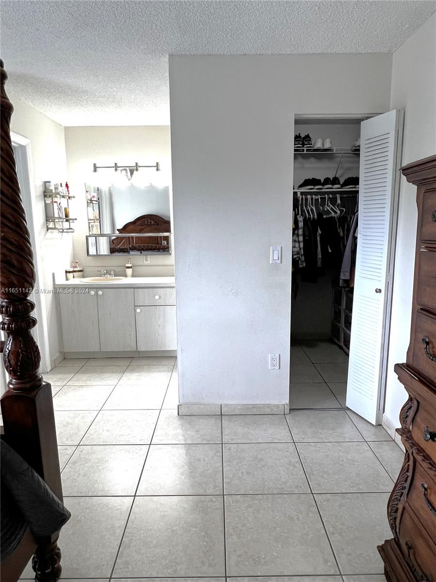 1480 W 46th St #325, Hialeah, Florida image 37