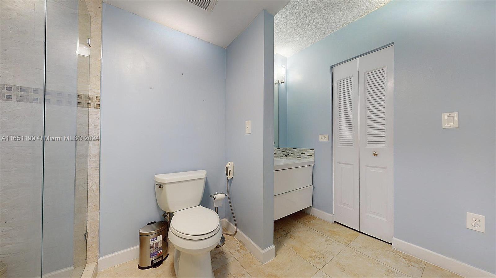 1900 W 54th St #114, Hialeah, Florida image 30