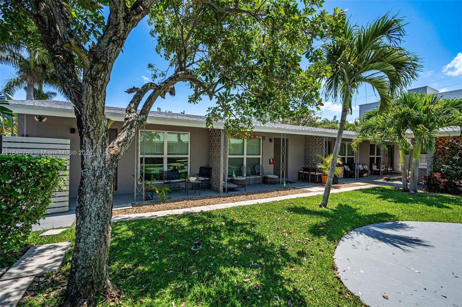 2201 NE 14th Ave, Wilton Manors, Florida image 3