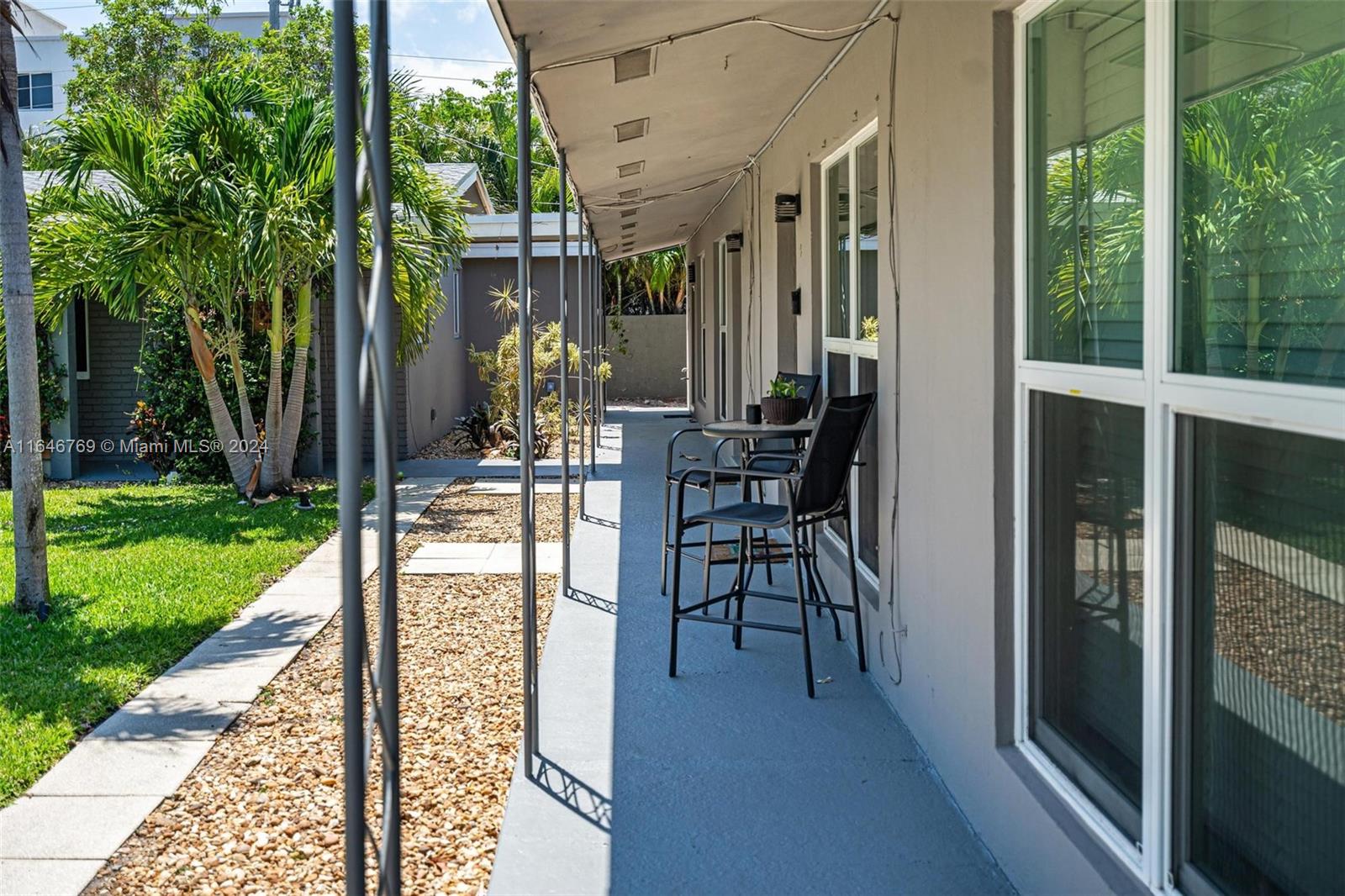 2201 NE 14th Ave, Wilton Manors, Florida image 6