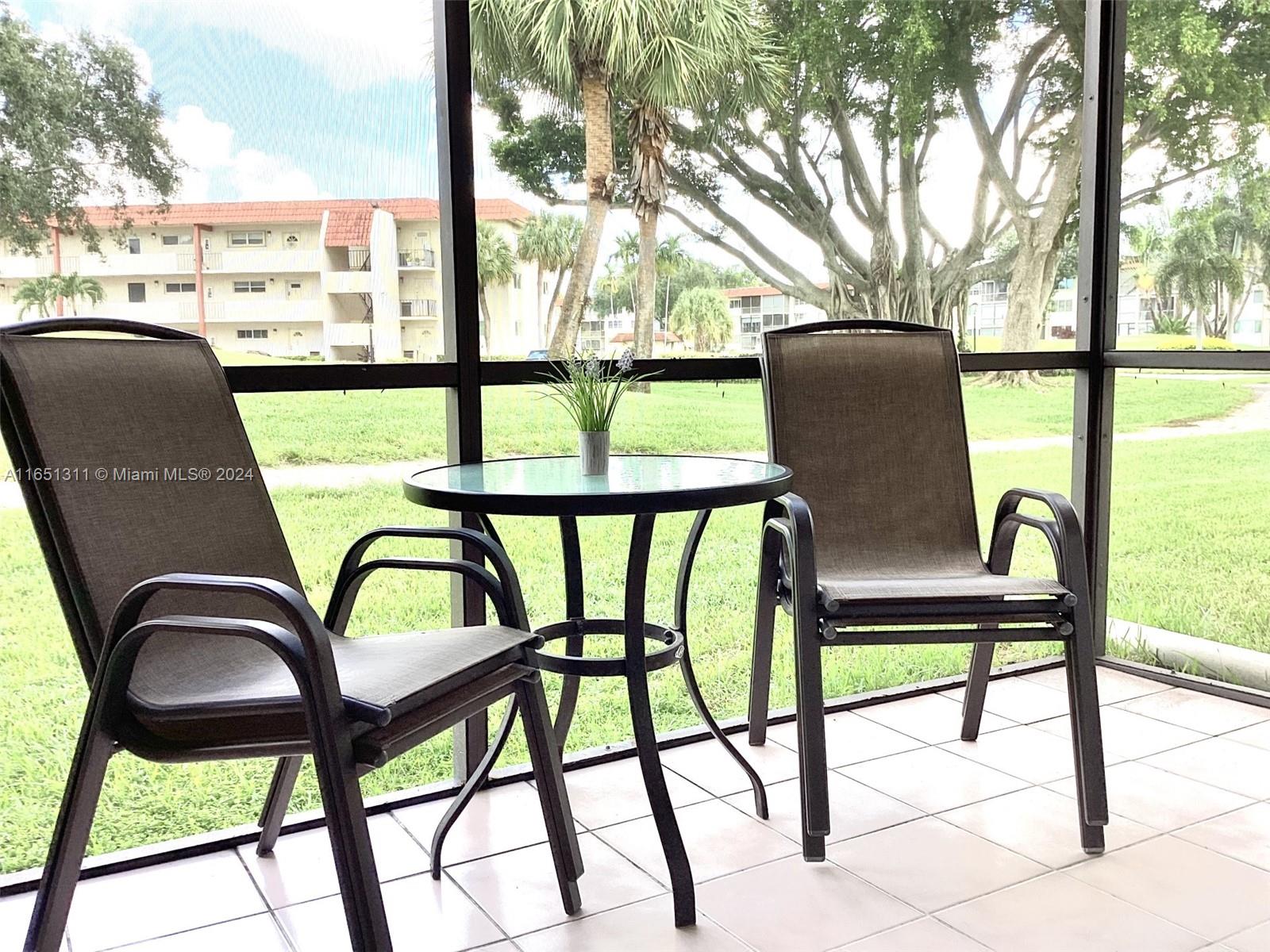 611 S Hollybrook Dr #102, Pembroke Pines, Florida image 33