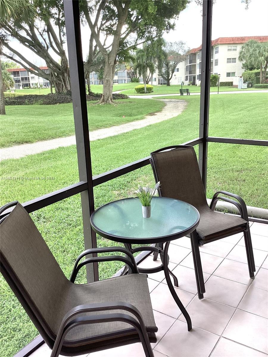 611 S Hollybrook Dr #102, Pembroke Pines, Florida image 36