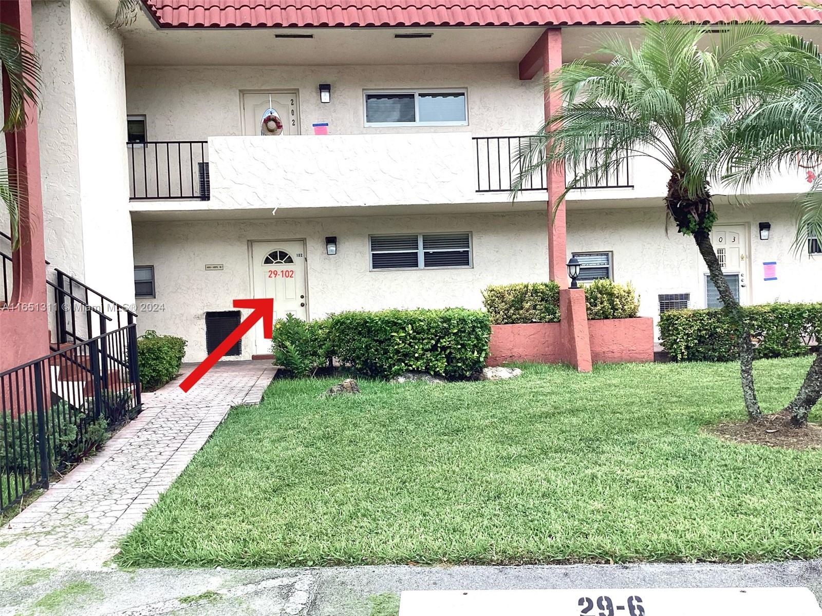 611 S Hollybrook Dr #102, Pembroke Pines, Florida image 4