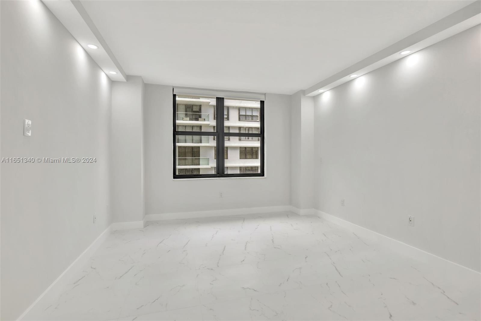 9801 Collins Ave #15X-REMODELED, Bal Harbour, Florida image 32