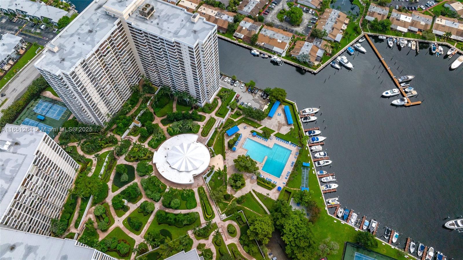 2500  Parkview Dr #517 For Sale A11651264, FL