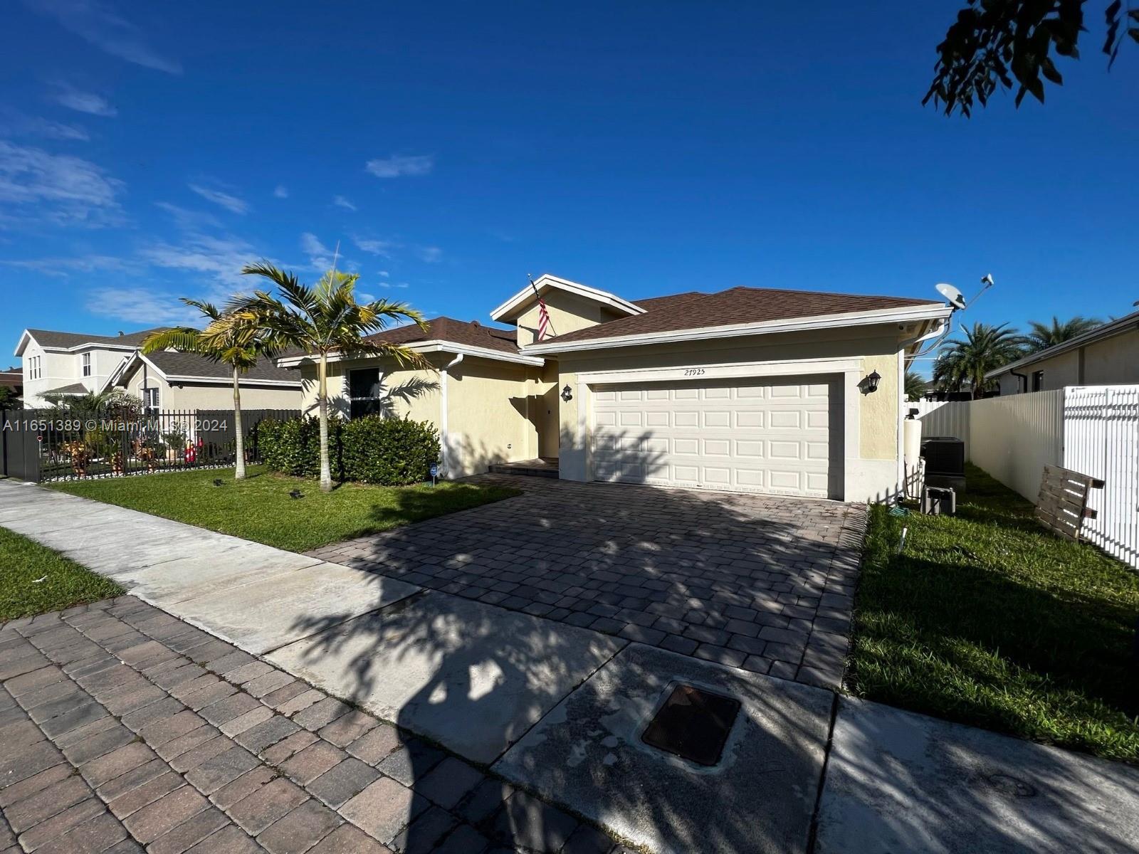 27925 SW 133rd Path, Homestead, Florida image 4