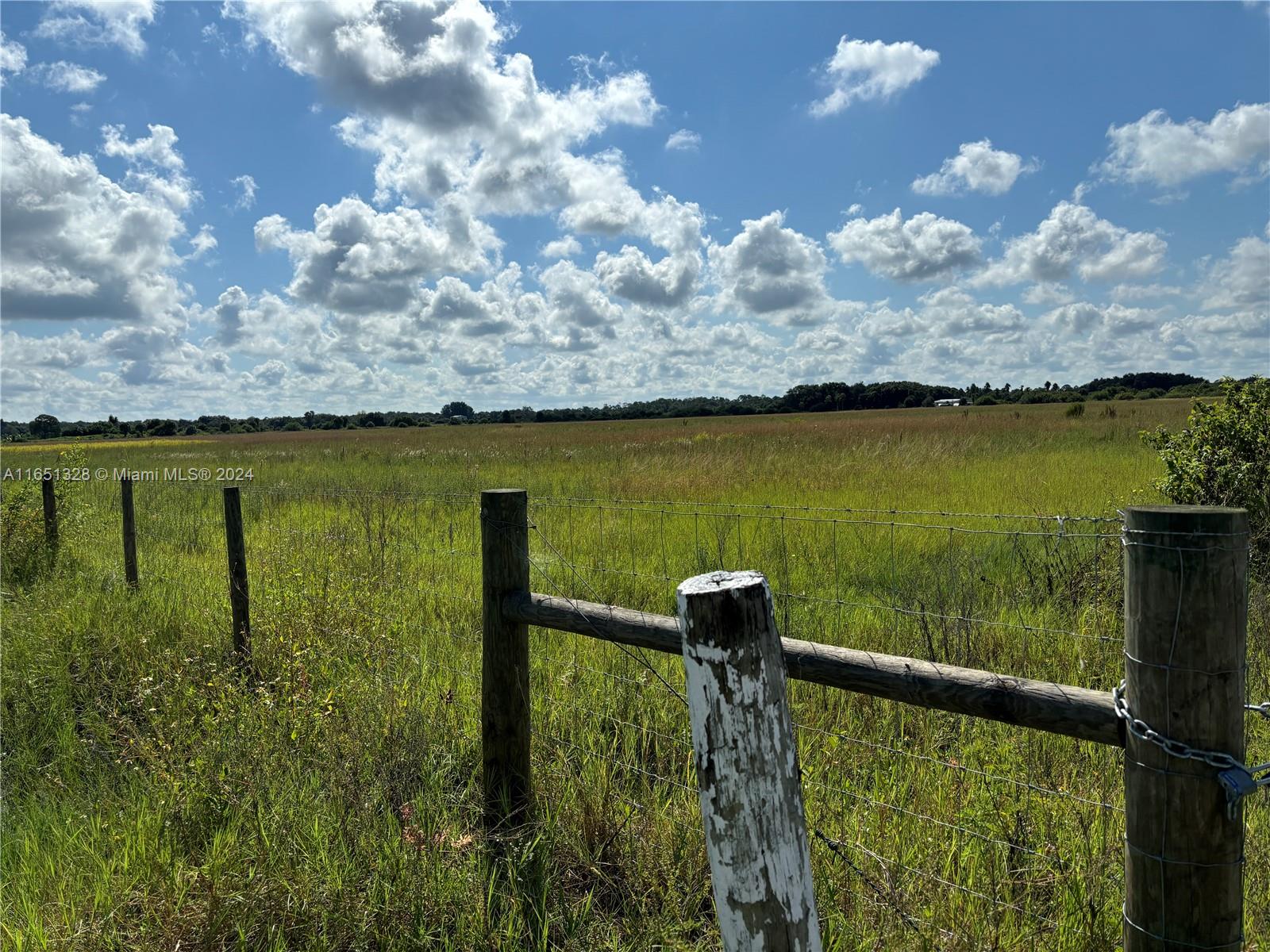 2516 Christopher Lane, Clewiston, Florida image 1