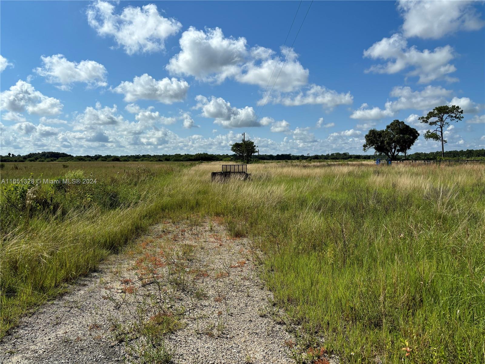 2516 Christopher Lane, Clewiston, Florida image 2