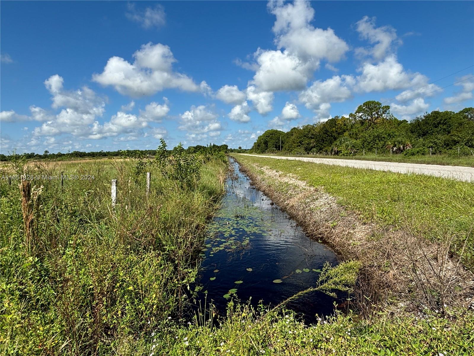 2508 & 2516 Christopher Lane, Clewiston, Florida image 8