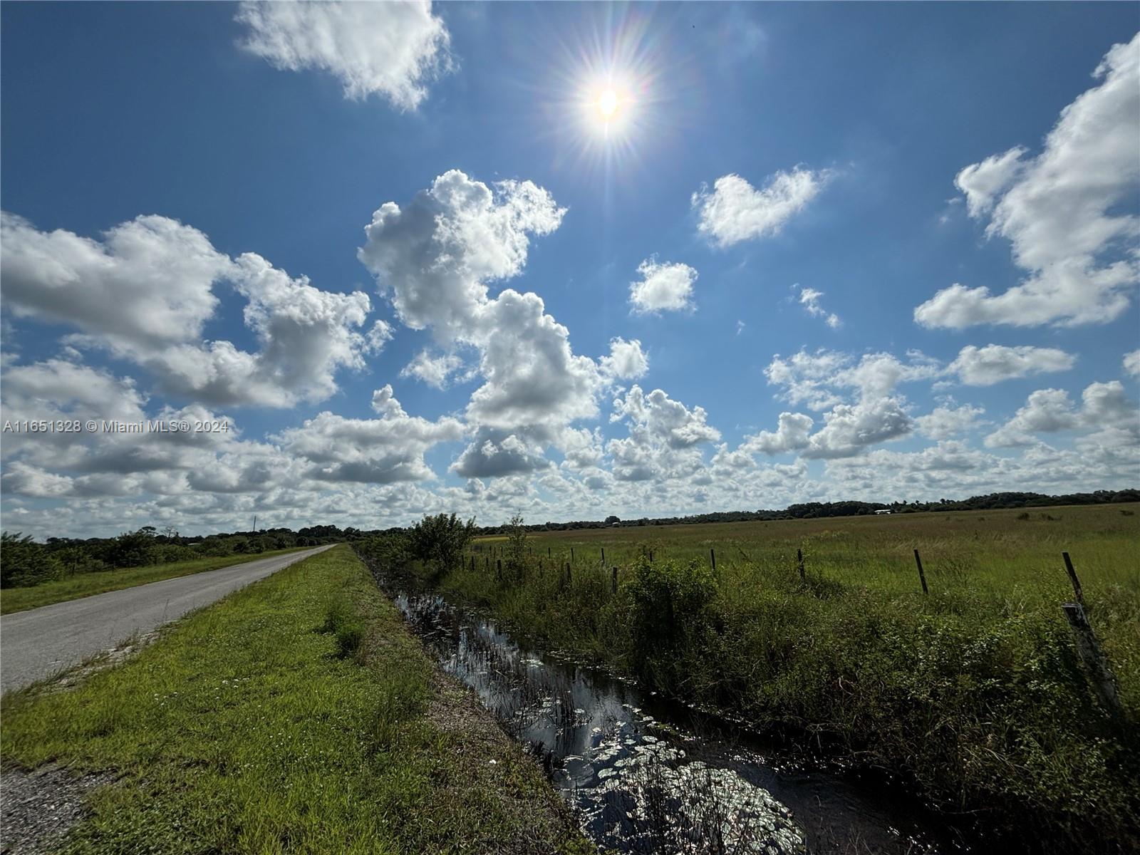 2508 & 2516 Christopher Lane, Clewiston, Florida image 9