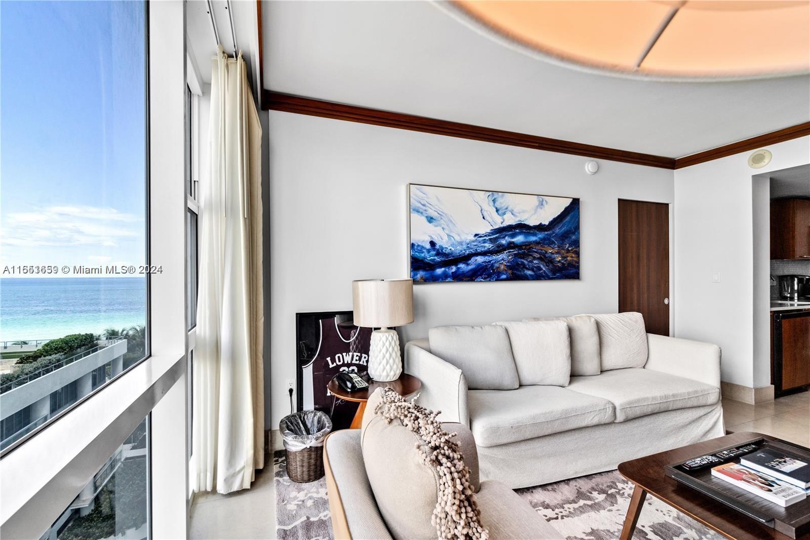 Nestled within a premier US hotel, this opulent 2-bedroom, 2-bathroom apartment epitomizes luxury. Offering complete privacy within an exquisite interior, it seamlessly combines the comforts of a high-end hotel with a stunning beachfront location, affording breathtaking views and direct ocean access.