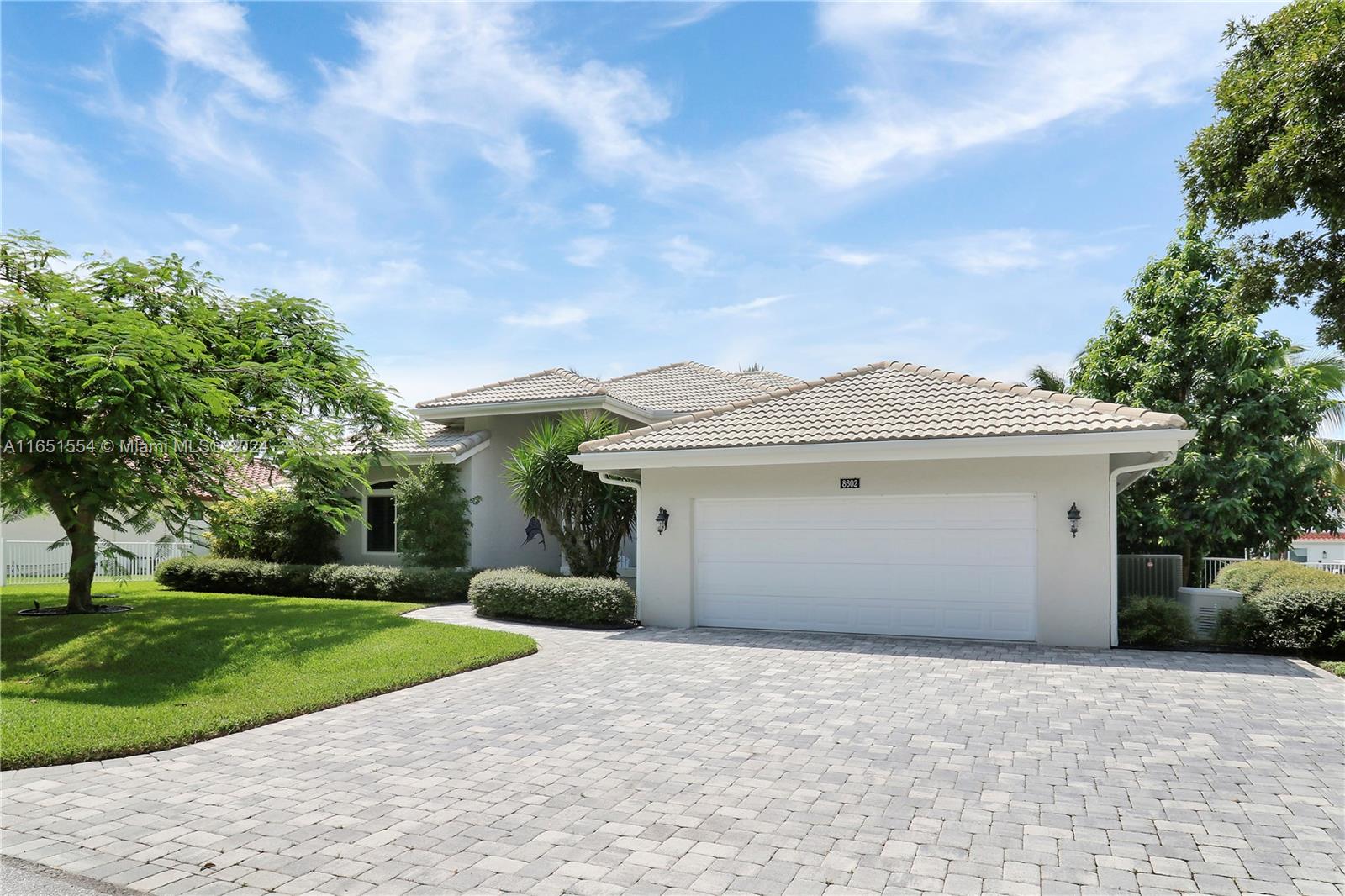 8602 SE North Passage Way, Jupiter, Florida image 1