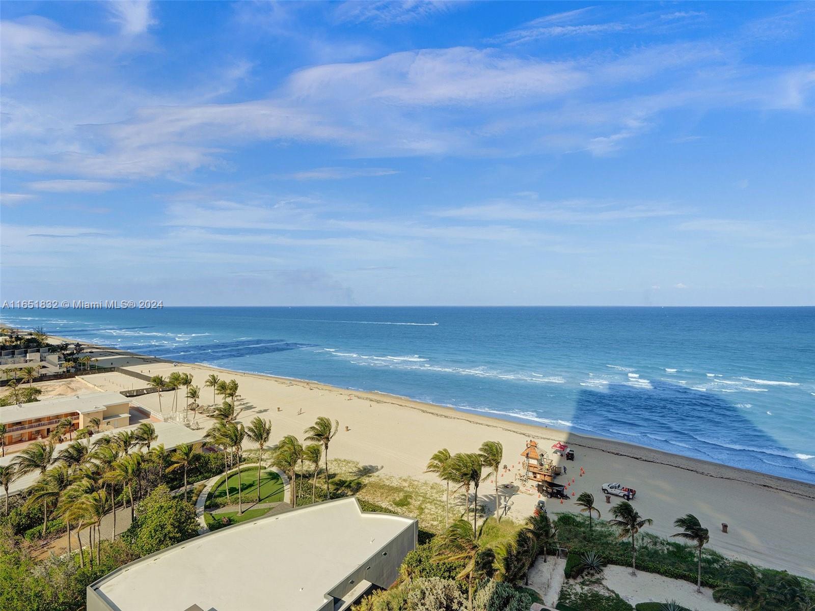 Apartamento à Venda em Sunny Isles Beach, FL