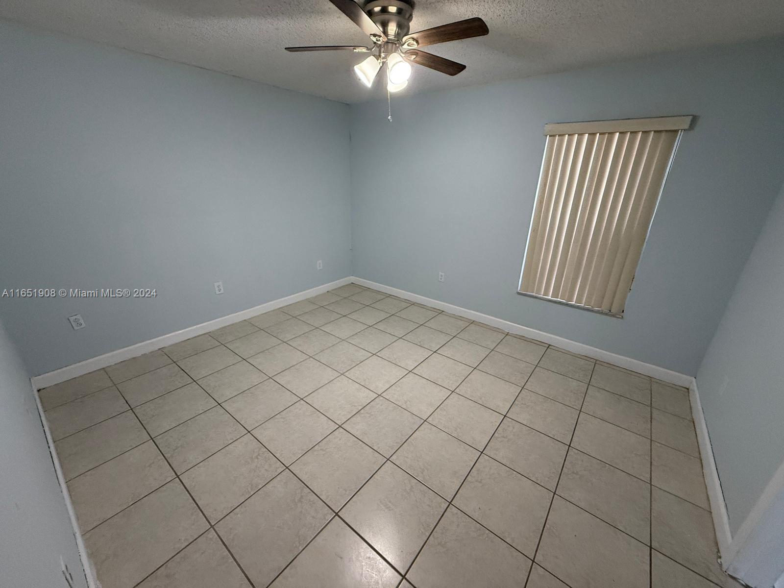 1725 W 60th St #F307, Hialeah, Florida image 16