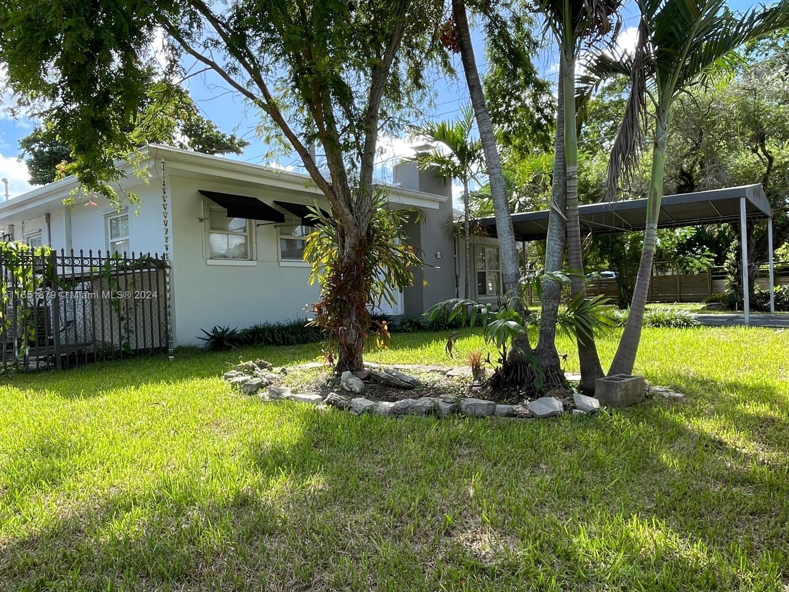 6126 SW 61st St, South Miami, Florida image 1