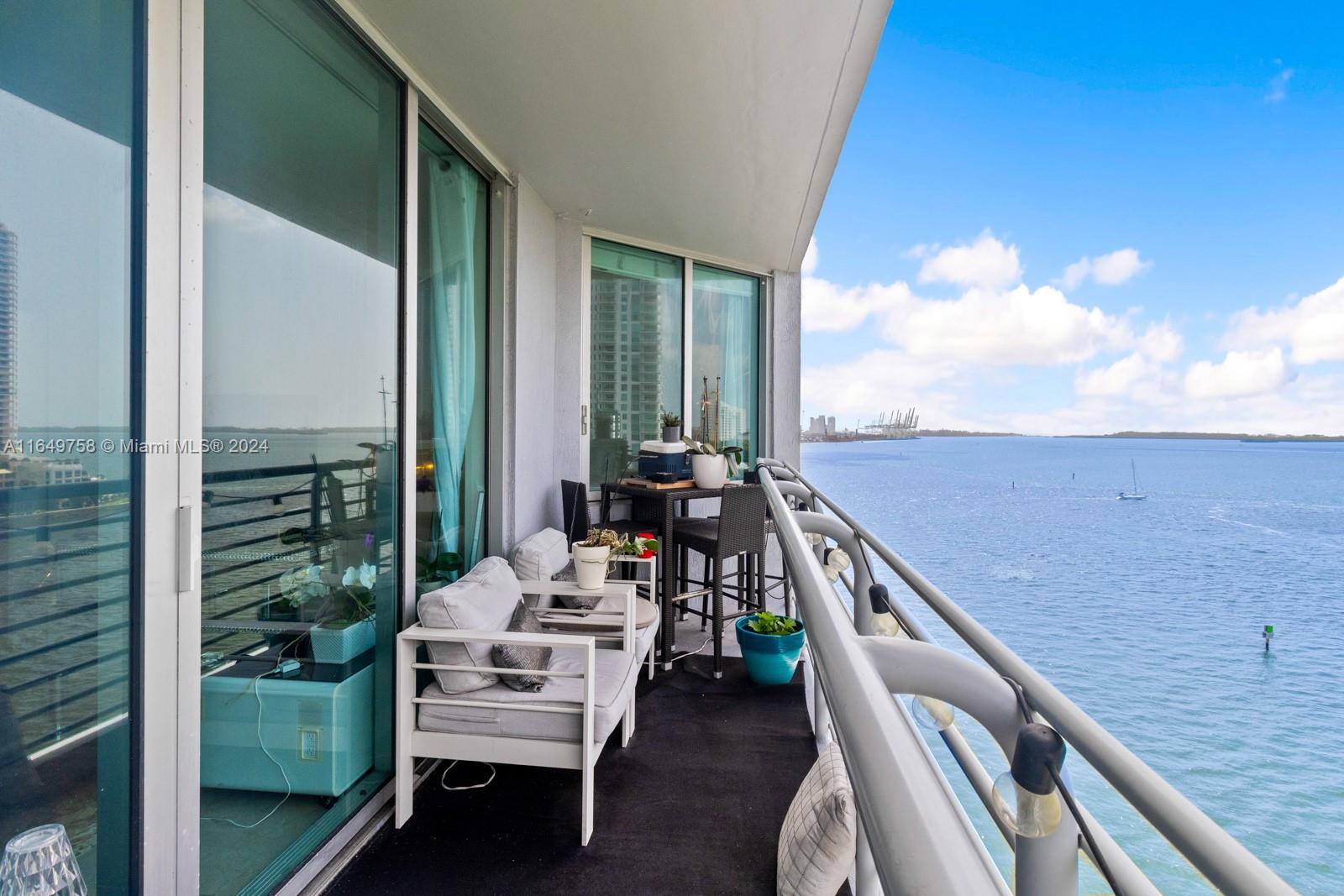 Beautiful 2-bedroom, 2-bathroom apartment in ONE MIAMI, a luxury building located right on the waterfront in Downtown Miami, where the city meets the Miami River and Biscayne Bay. This landmark location offers panoramic views of Biscayne Bay, the Port of Miami, Brickell Avenue, and Key Biscayne. Enjoy state-of-the-art renovations in the elevators and pools, keeping ONE MIAMI at the level of a LUXURY WATERFRONT Property. The East Tower with river views in Line 07 offers the best value for price.