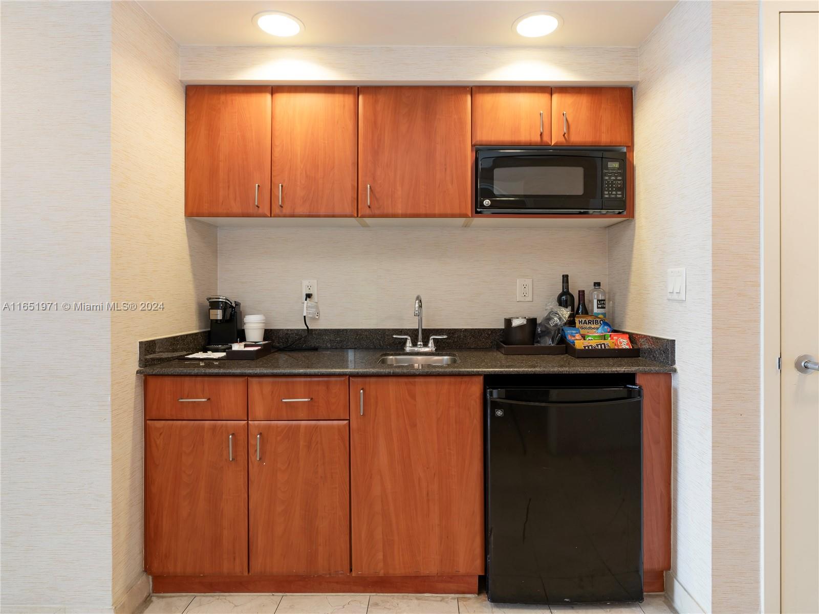 18001 Collins Ave #1202, Sunny Isles Beach, Florida image 16