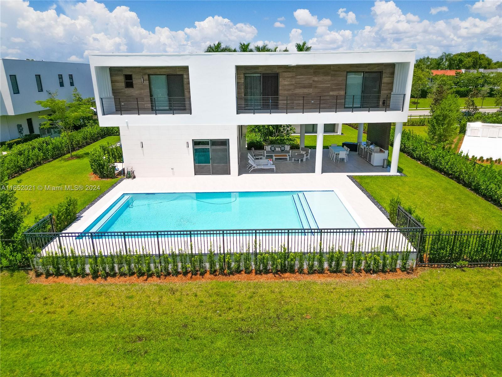 Residential, Weston, Florida image 1