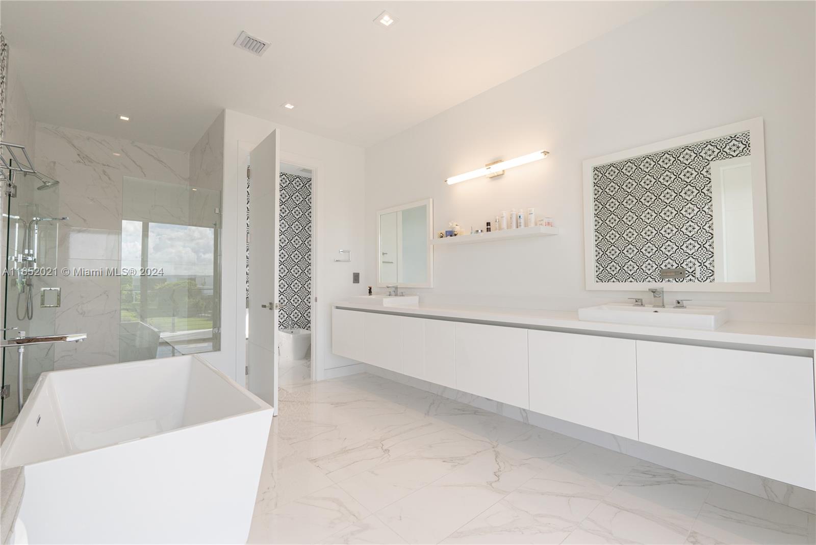 Residential, Weston, Florida image 33