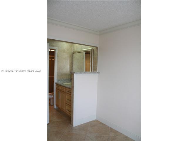 3651 Environ Blvd #562, Lauderhill, Florida image 4