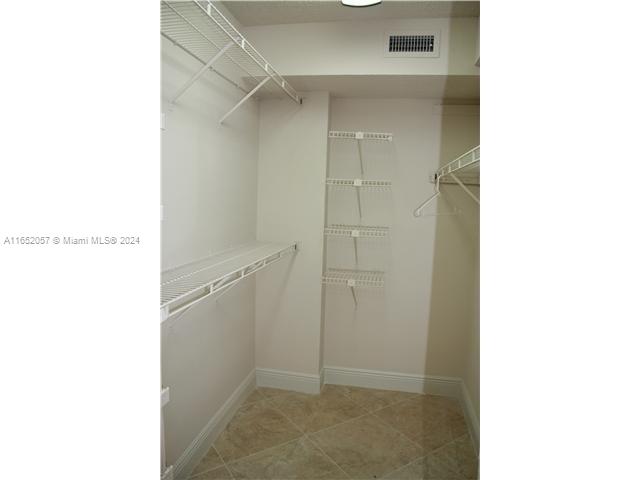 3651 Environ Blvd #562, Lauderhill, Florida image 7