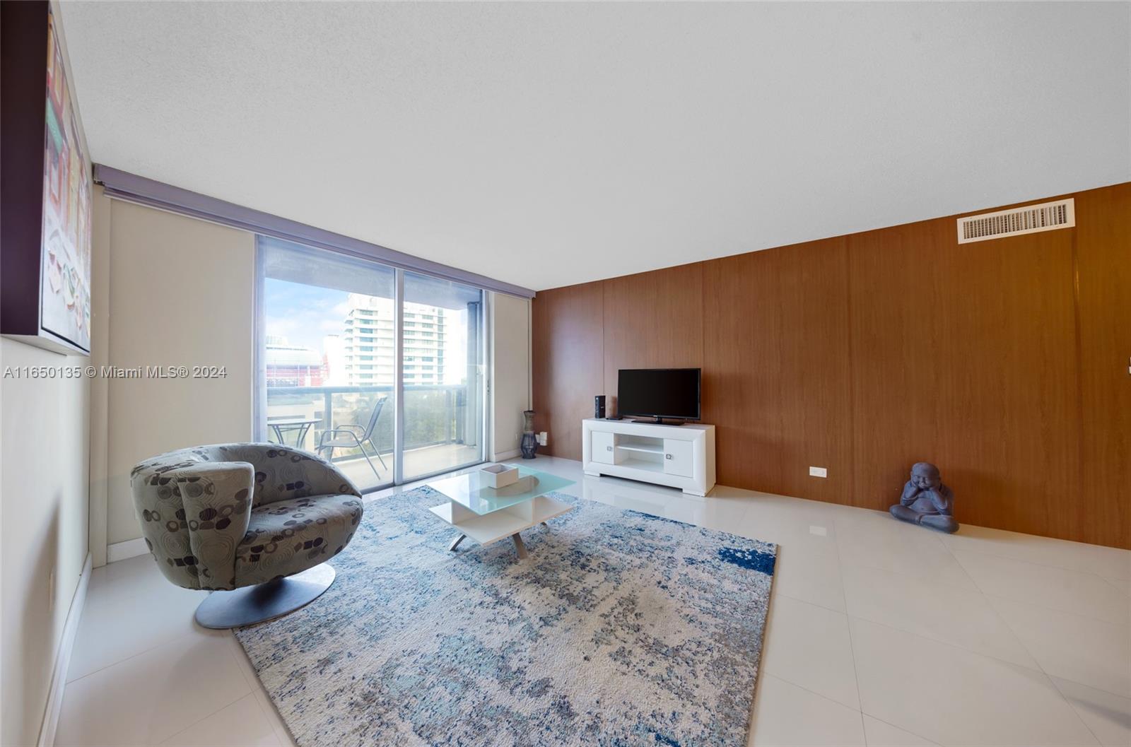 6039 Collins Ave #836, Miami Beach, Florida image 2