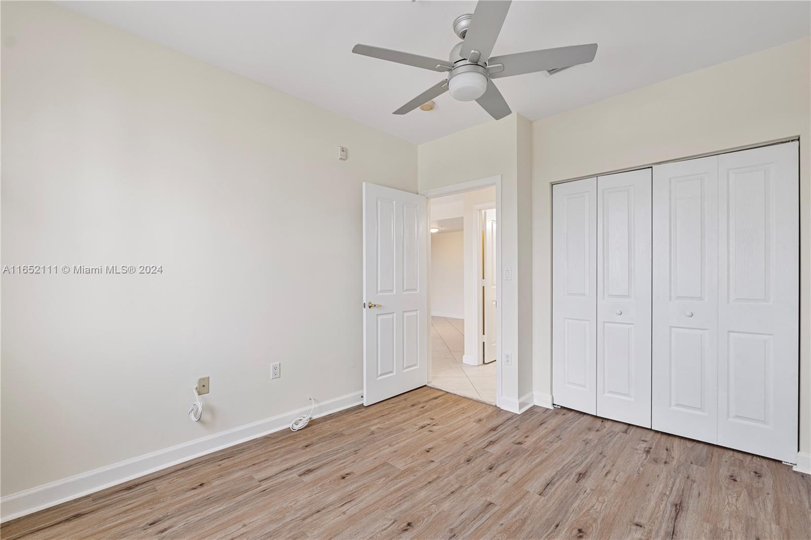 Listing Photo 14