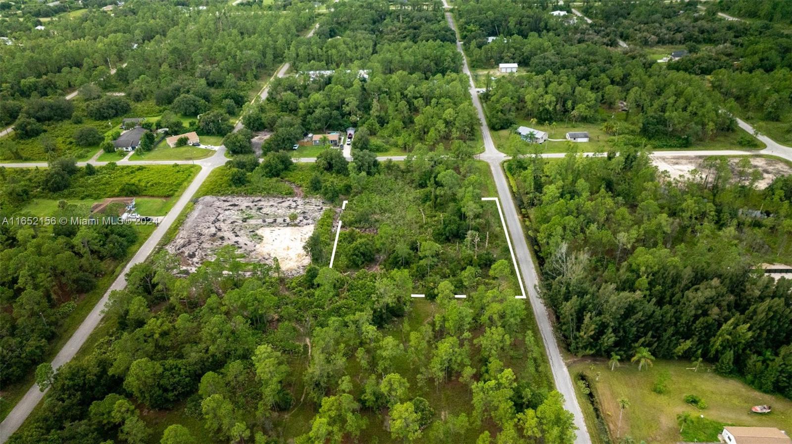 1302 & 1304 Jackson Ave, Lehigh Acres, Florida image 1