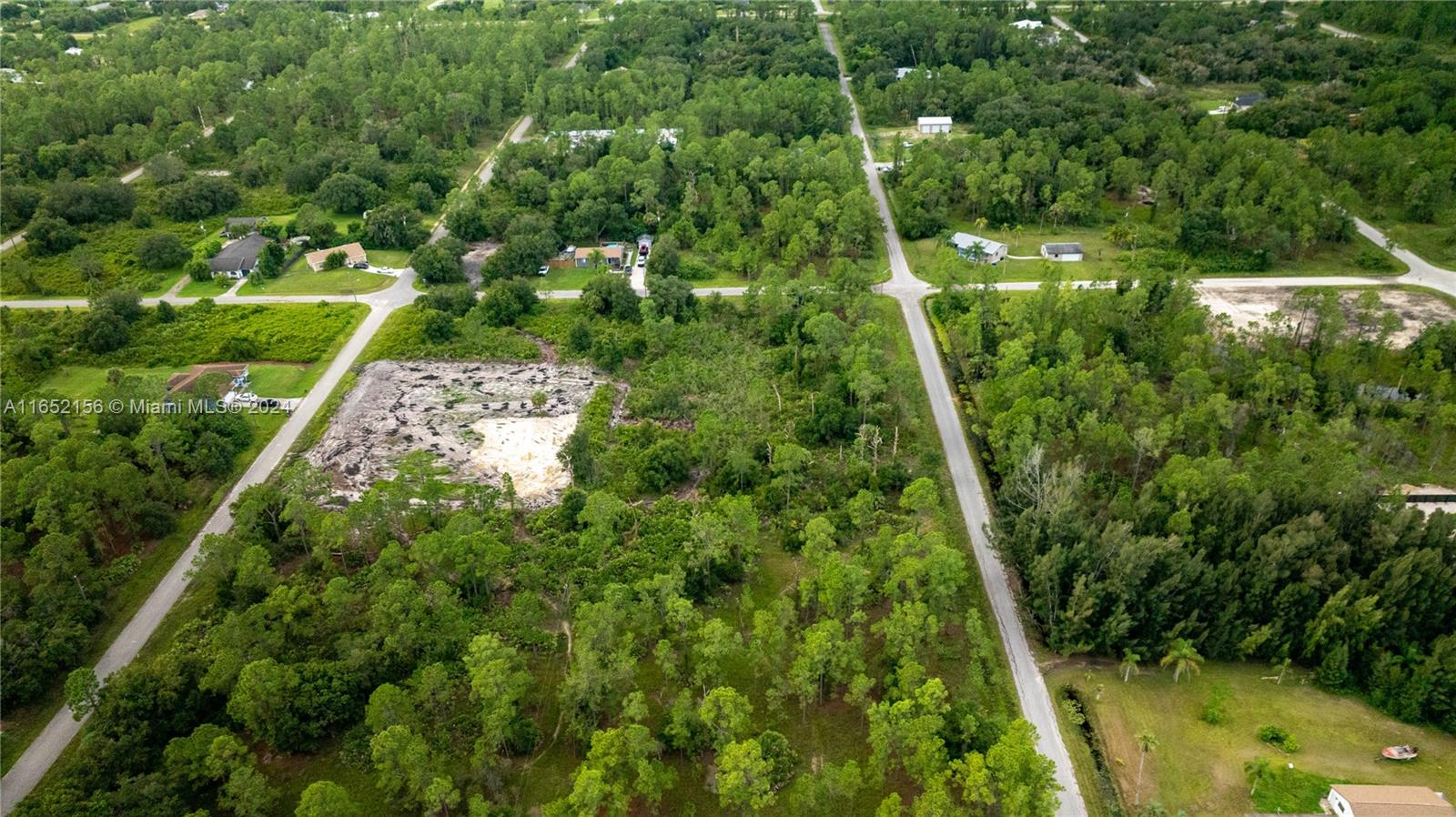 1302 & 1304 Jackson Ave, Lehigh Acres, Florida image 3