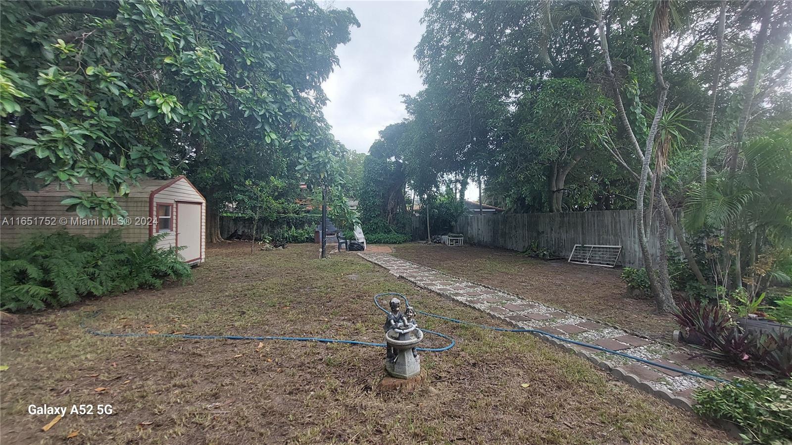 Listing Photo 8