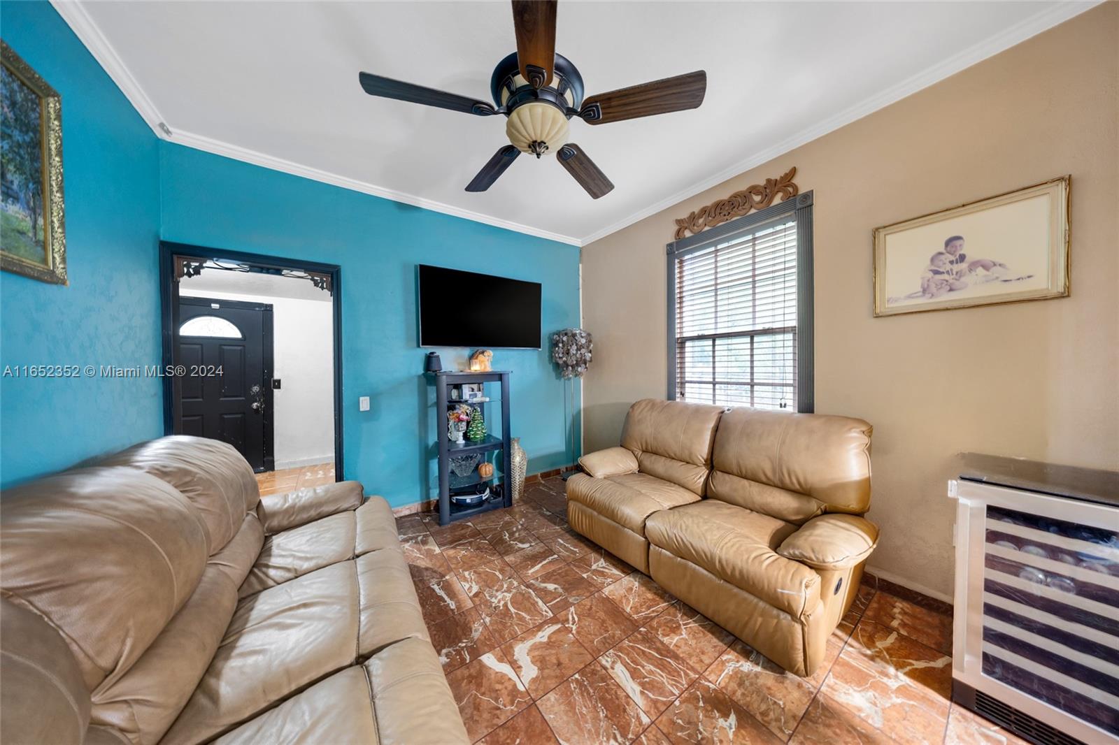 Listing Photo 9