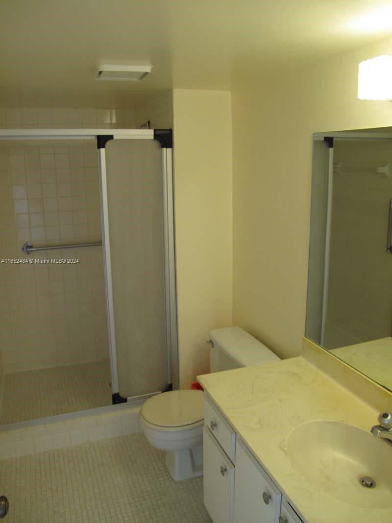 7320 Lake Cir Dr #404, Margate, Florida image 10