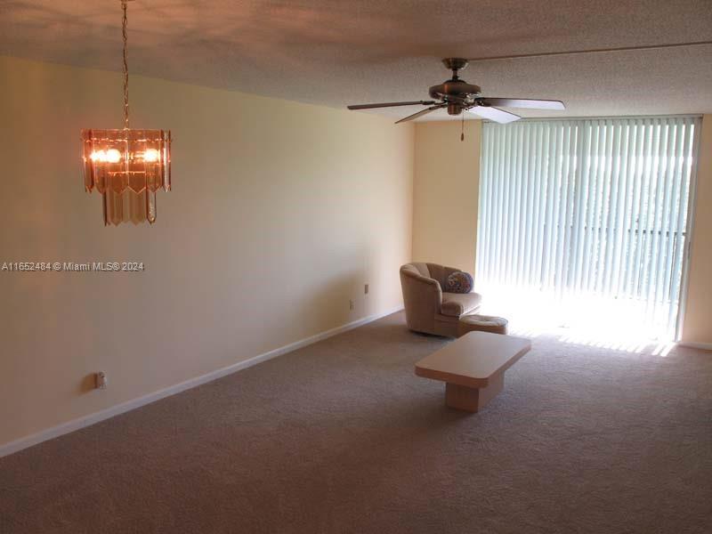 7320 Lake Cir Dr #404, Margate, Florida image 4