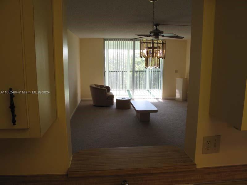 7320 Lake Cir Dr #404, Margate, Florida image 6