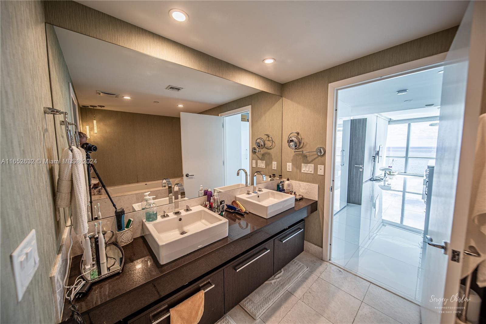 17121 Collins Ave #2908, Sunny Isles Beach FL 33160