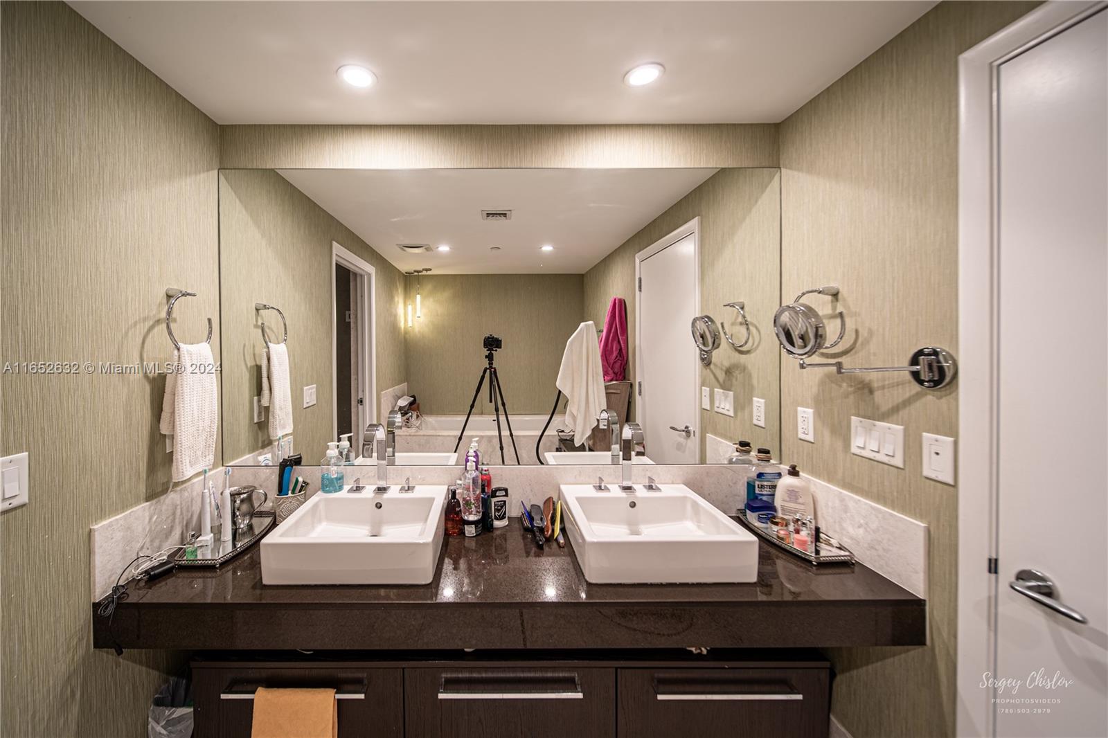 17121 Collins Ave #2908, Sunny Isles Beach FL 33160
