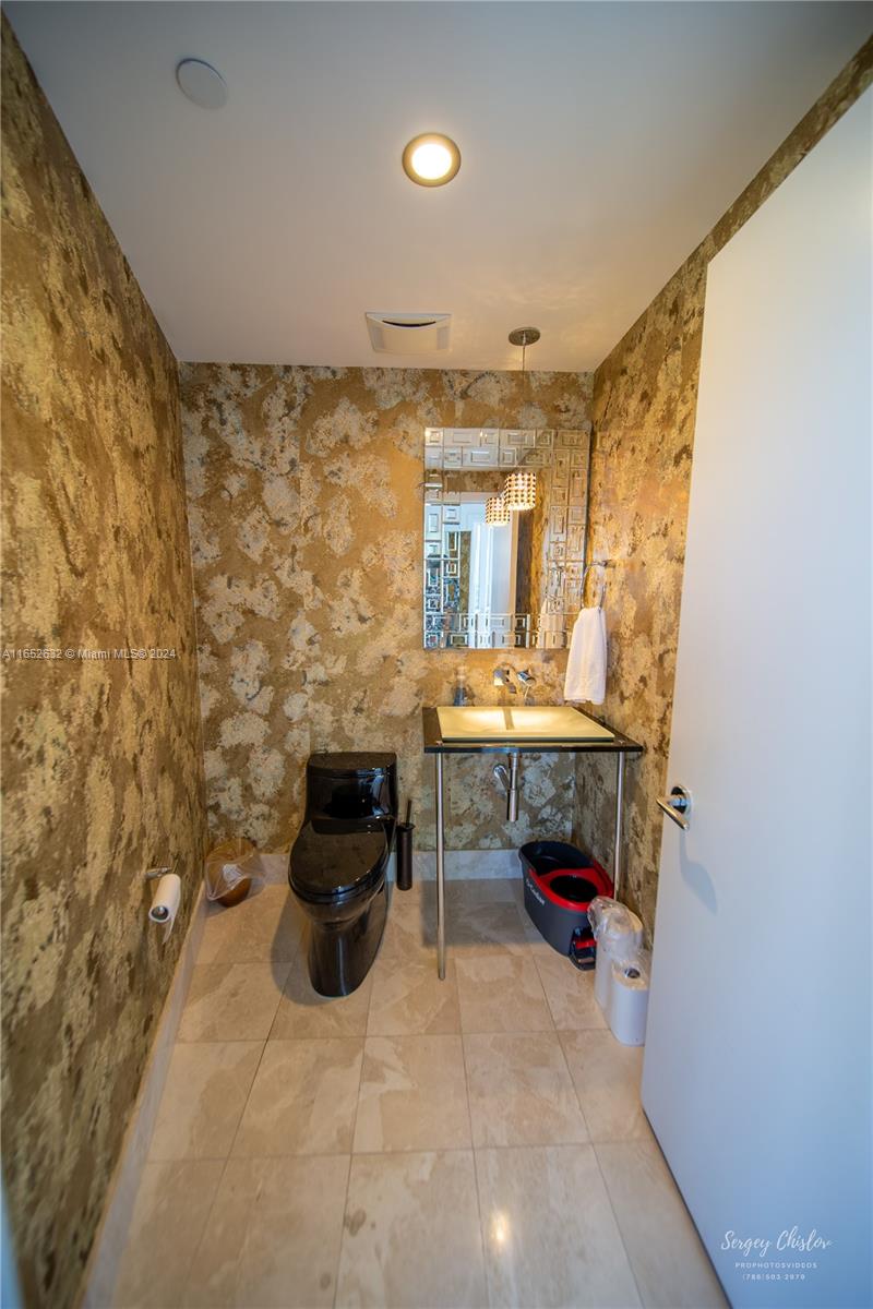 17121 Collins Ave #2908, Sunny Isles Beach FL 33160