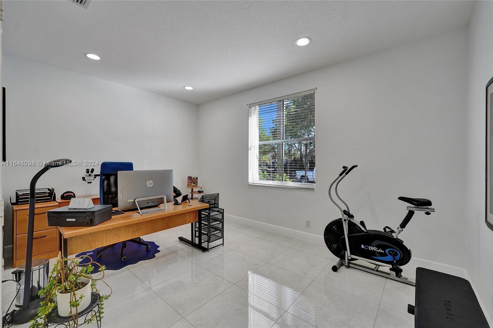 1177 Skylark Dr, Weston, Florida image 24