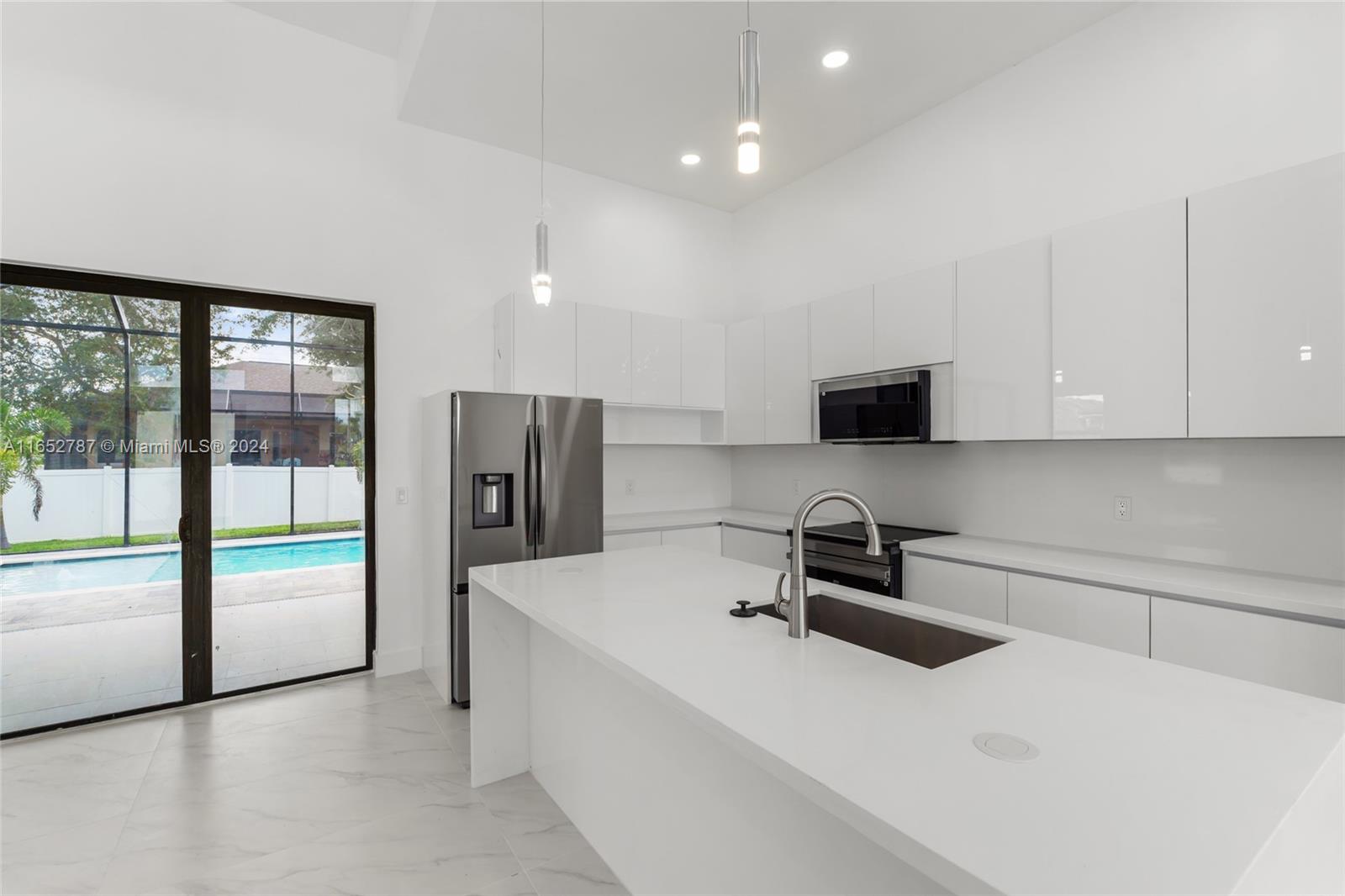 4349 SW 16th Place, Cape Coral, Florida image 12