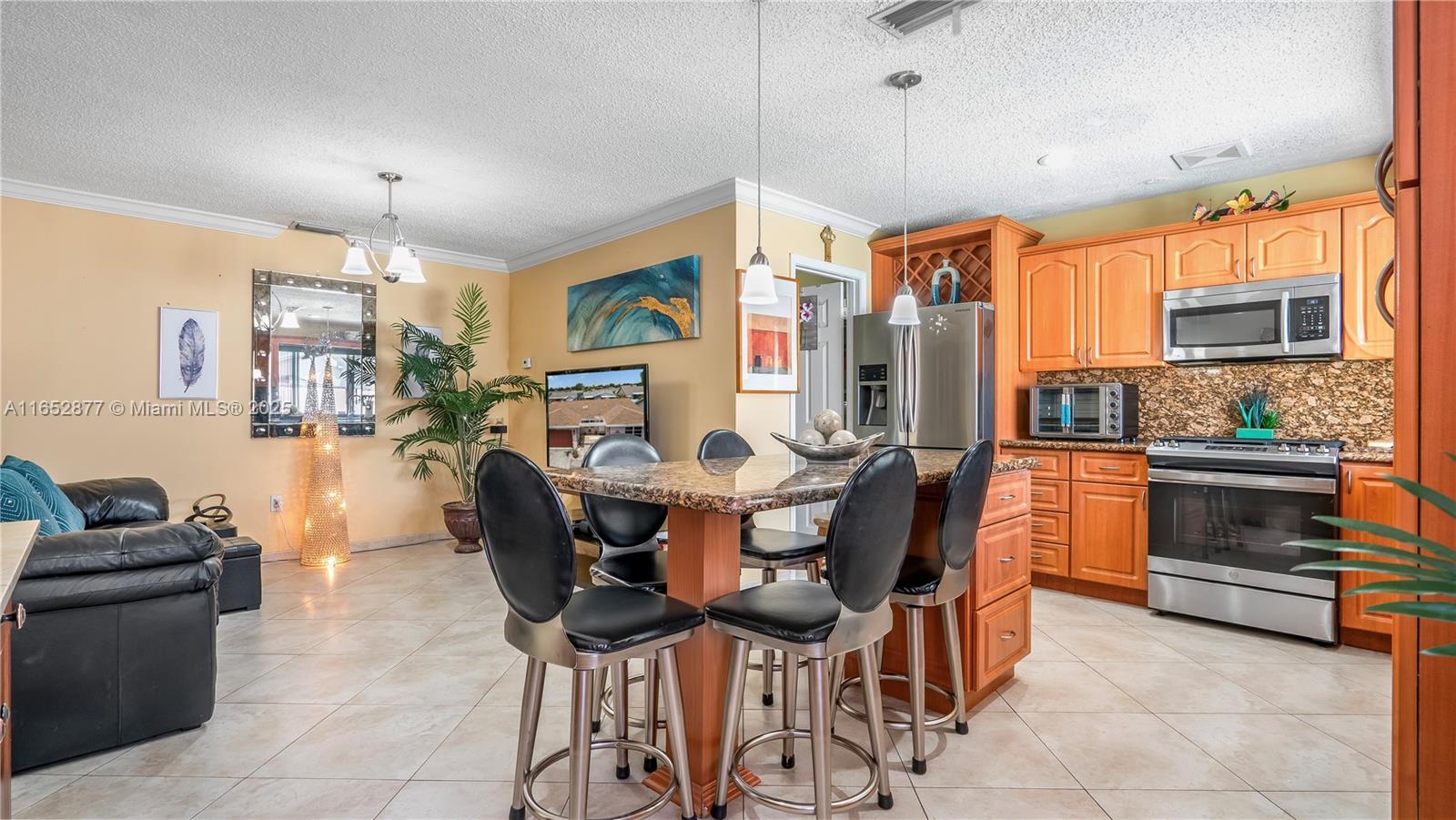 11827 NW 39th St, Sunrise, Florida image 30