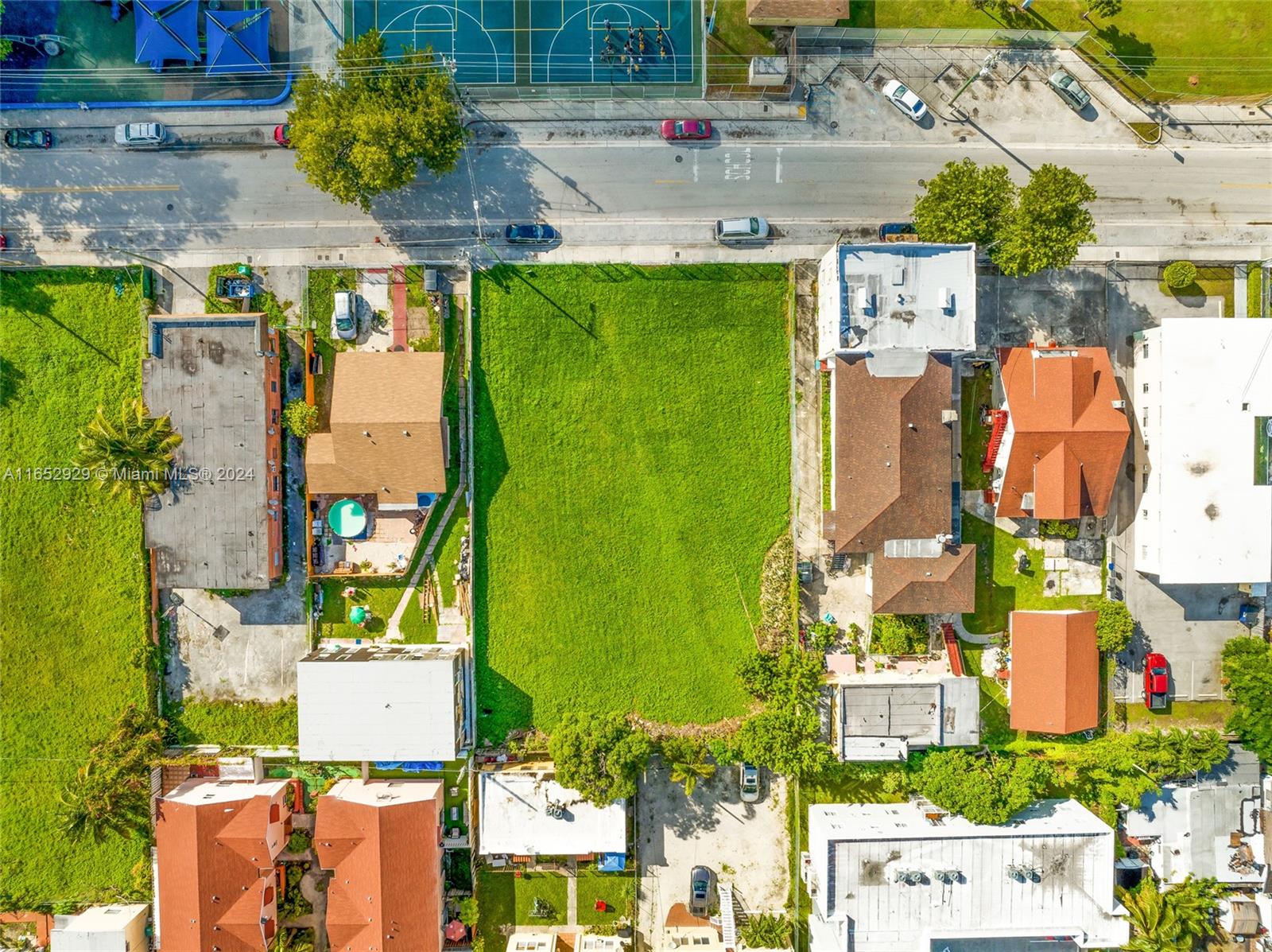 745 SW 3 Street, Miami, Florida image 8